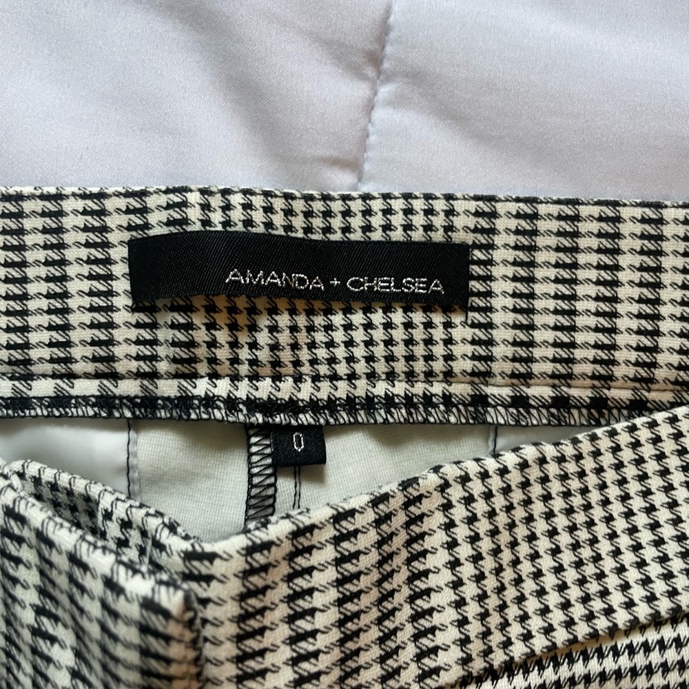 Amanda & Chelsea Houndstooth pants - Picture 4 of 8